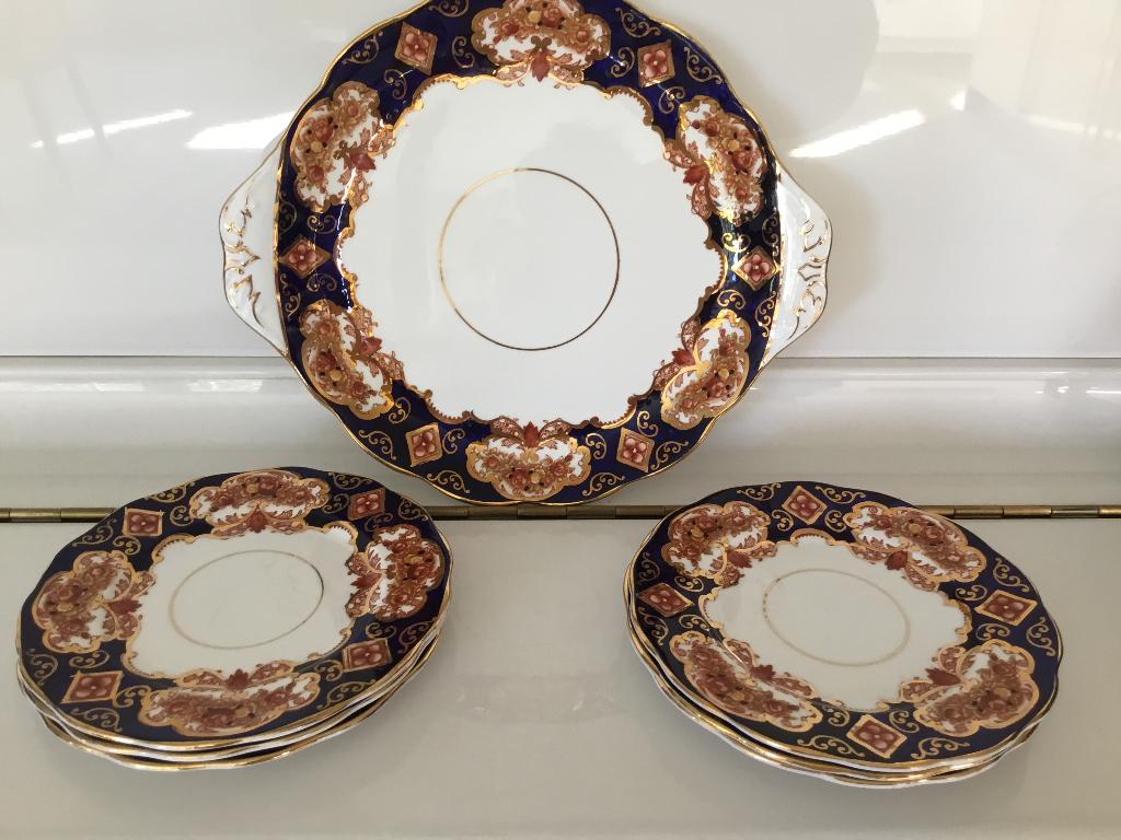 Royal Albert HEIRLOOM GEBAKSSTEL, Ophalen of Verzenden