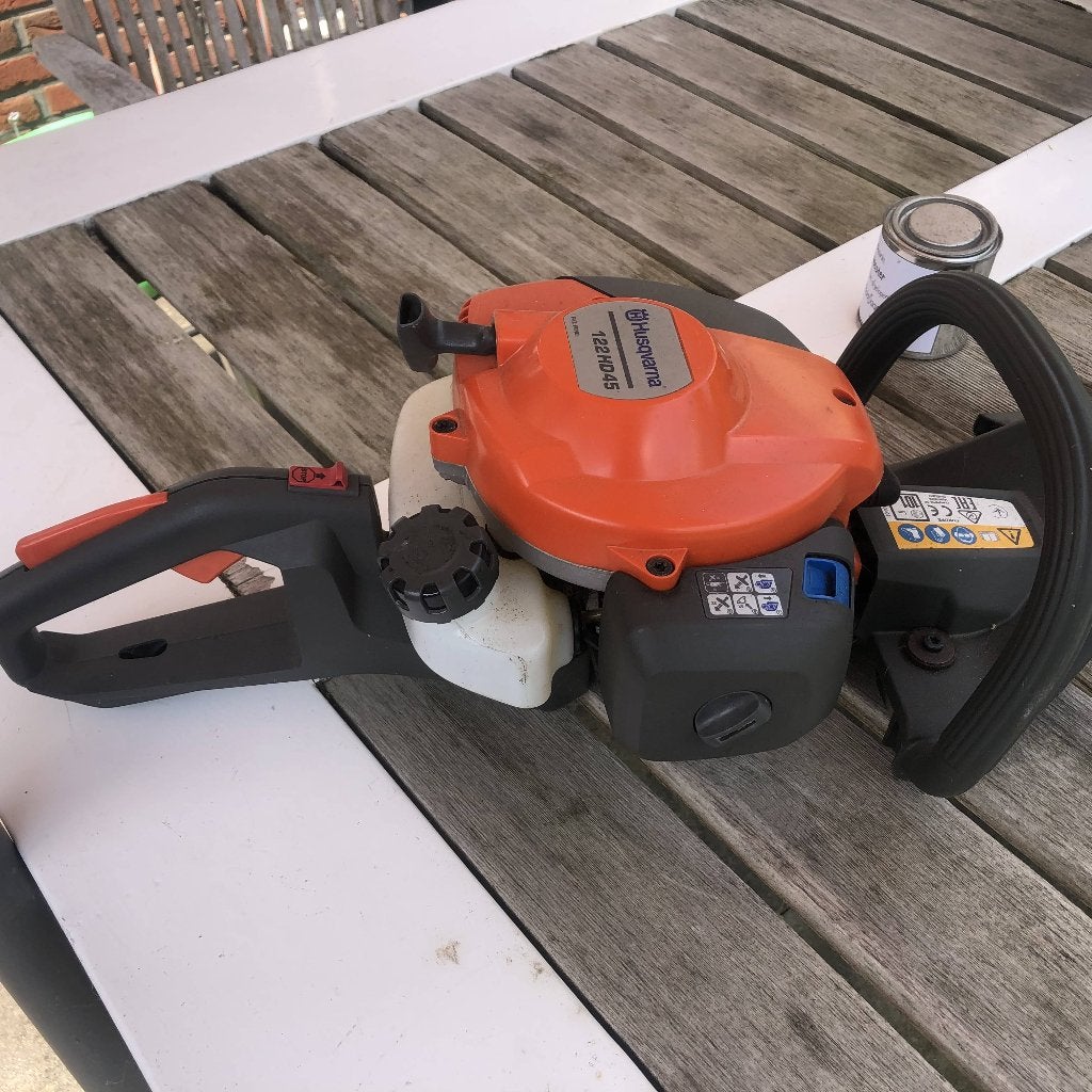 Te koop heggenschaar Husqvarna 122HD45, Ophalen, Gebruikt, Benzine, Husqvarna