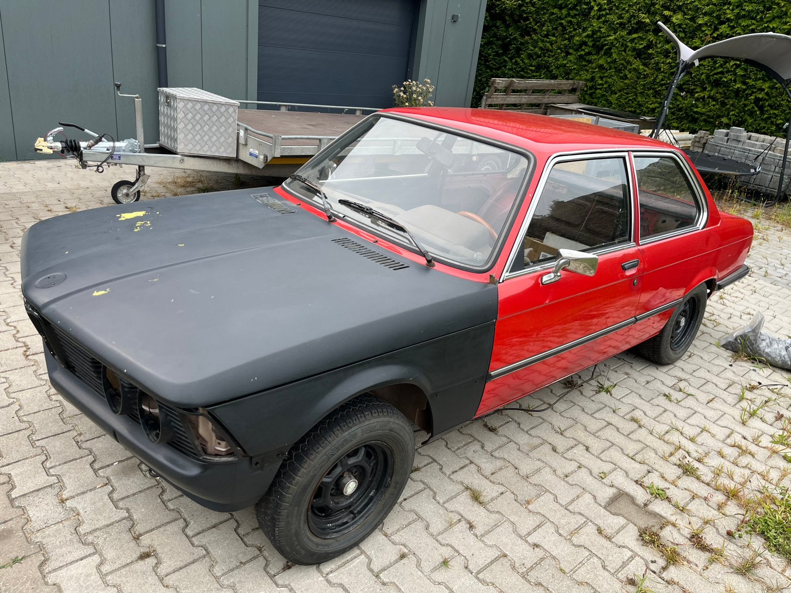 BMW 3-Serie 1.8 316 1975 Rood, Auto's, BMW, Achterwielaandrijving, 4 cilinders, Handgeschakeld, Particulier