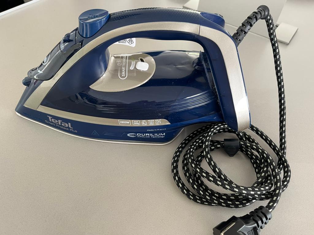 Stroomstrijkijzer Tefal Smart Protect Plus, Ophalen of Verzenden, Zo goed als nieuw