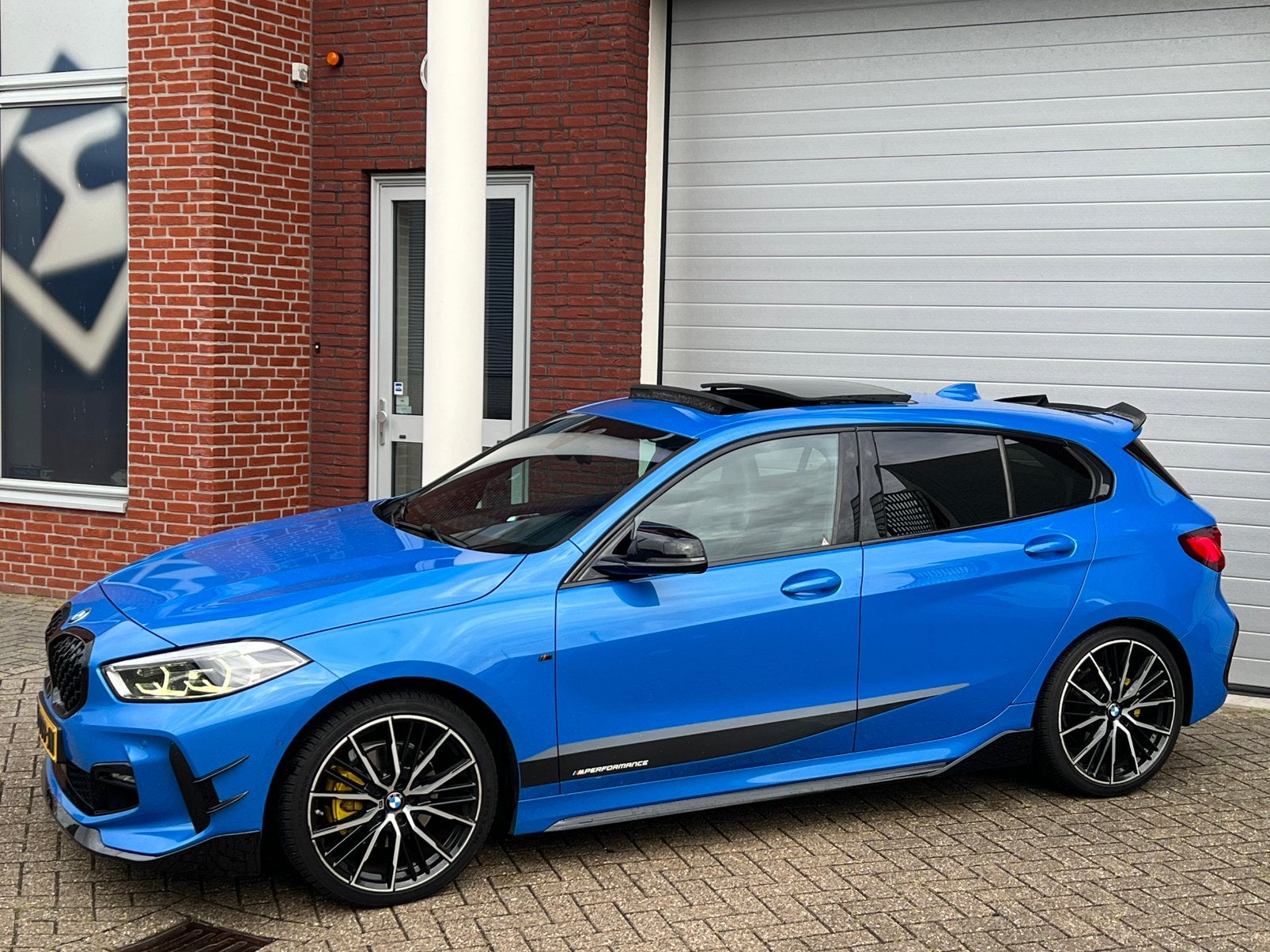 BMW 1-Serie 118i M-Performance M135i F40 LeMans/Panorama/APK, Auto's, 15 km/l, 680 kg, Blauw, Origineel Nederlands