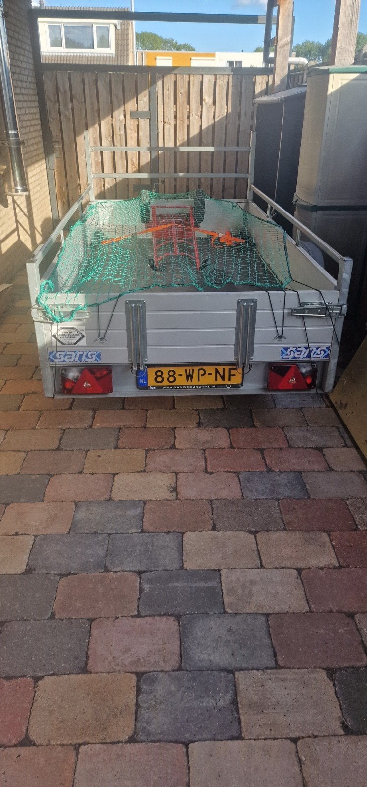 Saris aanhangwagen aluminium 250x130cm met oplooprem, Auto diversen, Aanhangers en Bagagewagens, Ophalen, Gebruikt