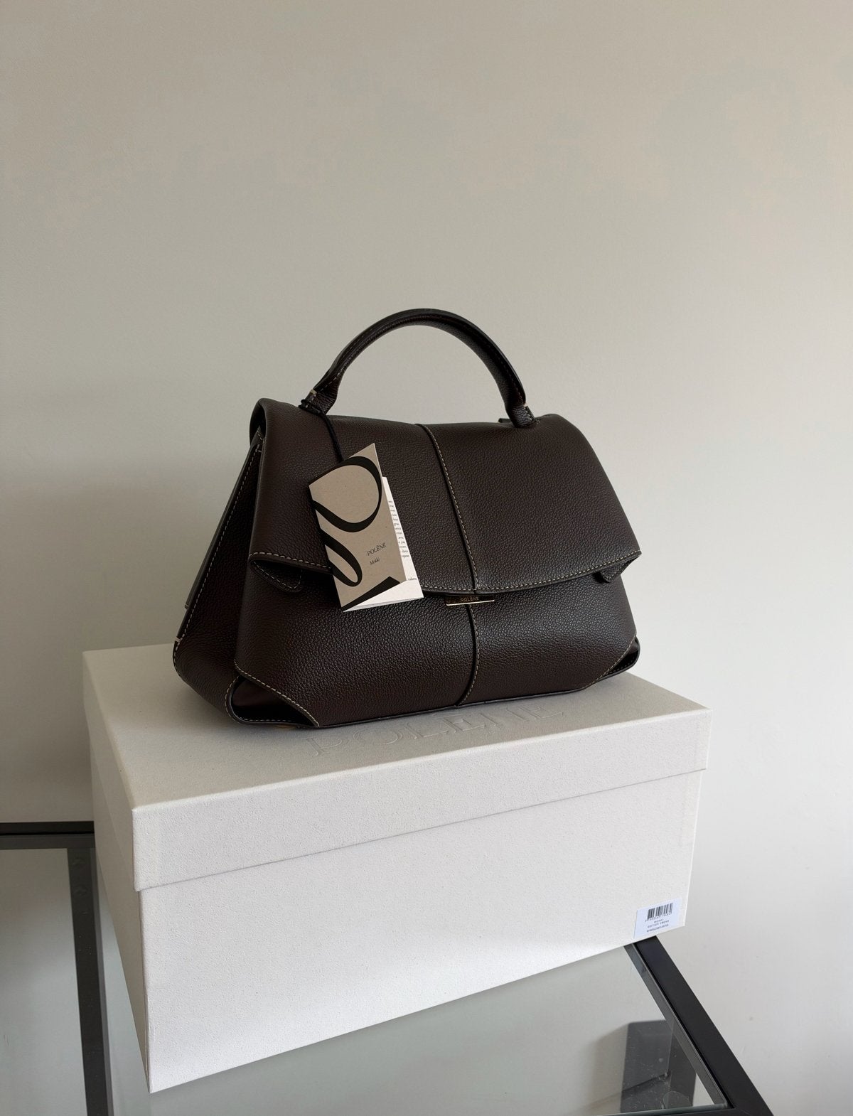 Polène Mokki handtas - Ebony, Sieraden, Tassen en Uiterlijk, Ophalen of Verzenden, Zo goed als nieuw, Bruin, Handtas