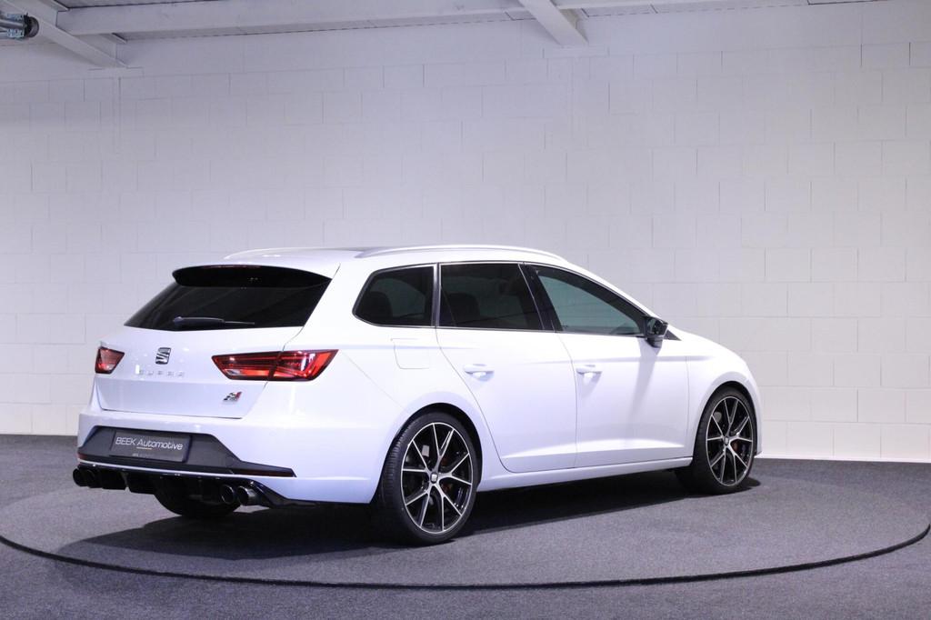 Seat Leon ST 2.0 TSI Cupra 280 | CAM | Stoelverw. | PANO, Auto's, Adaptive Cruise Control, 15 km/l, Gebruikt, 4 cilinders