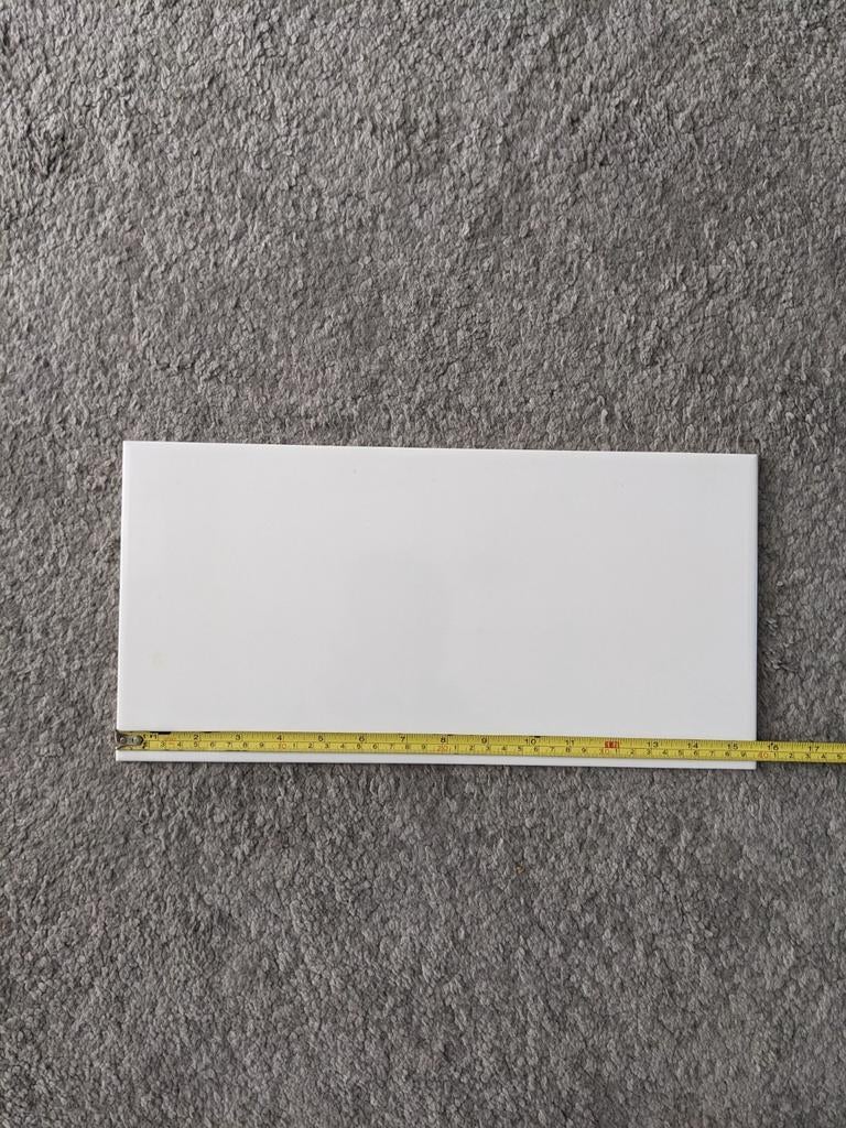 Wandtegels, glanzend, wit, 20x40cm, 36 stuks, Hornbach, Ophalen, Nieuw, Minder dan 5 m², 20 tot 40 cm