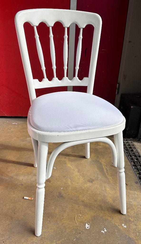 Napoleon stoel wit, Huis en Inrichting, Stoelen, Ophalen of Verzenden, Gebruikt, Wit, Vijf, Zes of meer stoelen