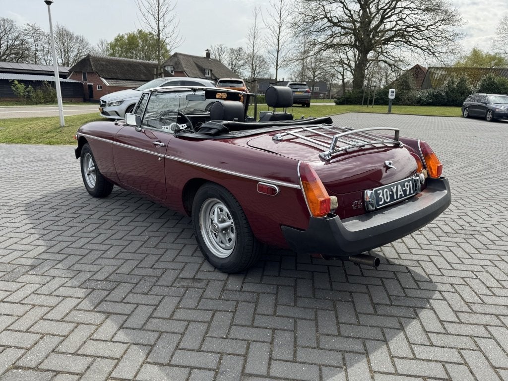 MG B 1.8 Roadster (bj 1977), foto 5