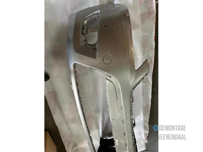 Voorbumper van een Ford Mondeo, -, -, Nieuw, Ophalen of Verzenden