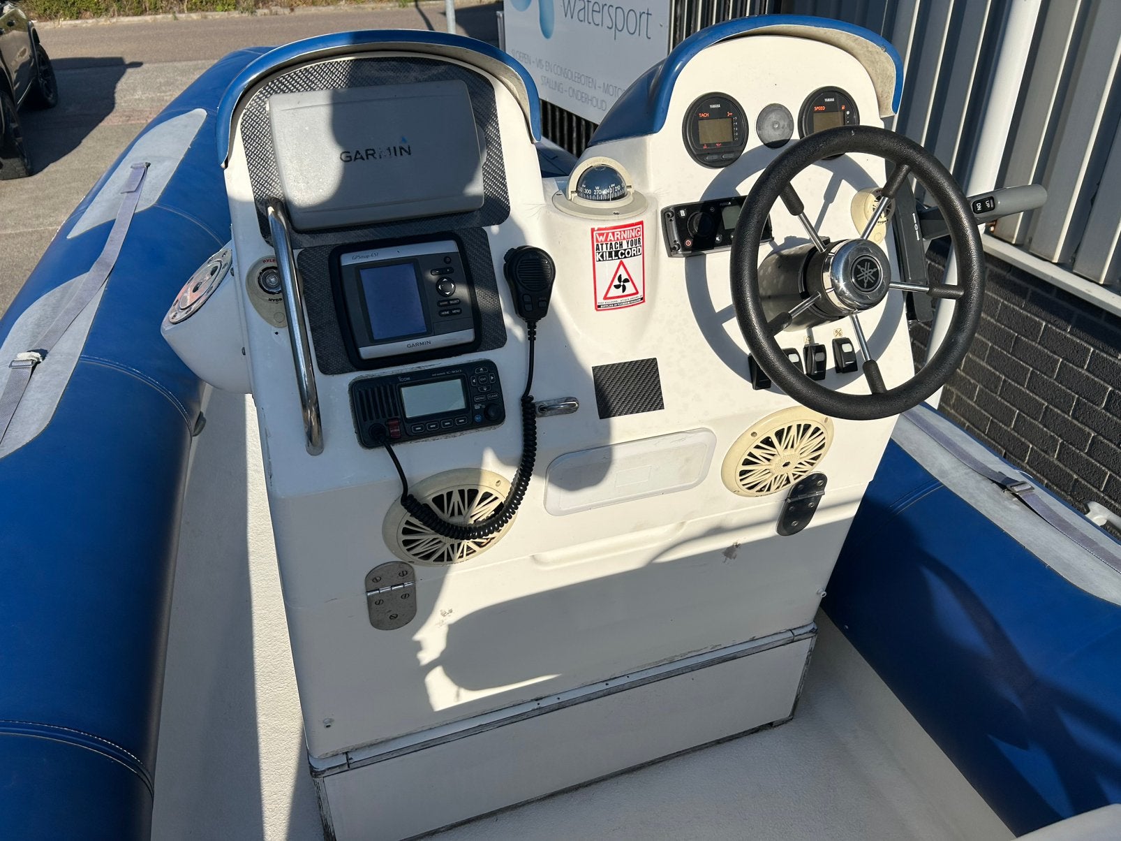 Foto 8 van Tekoop: avon 620 rib met 115 pk yamaha en trailer