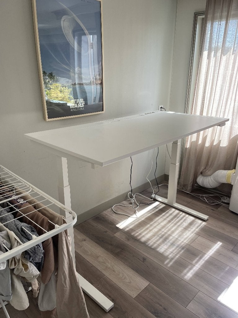 IKEA bureau wit, 120x80 cm, Elektrisch In hoogte verstelbaar, Ophalen, Gebruikt, 120 cm, Hout