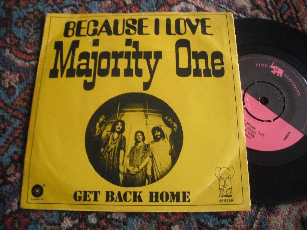 Majority One - Because I Love (rd), Ophalen of Verzenden, Zo goed als nieuw, 12 inch, Levenslied of Smartlap