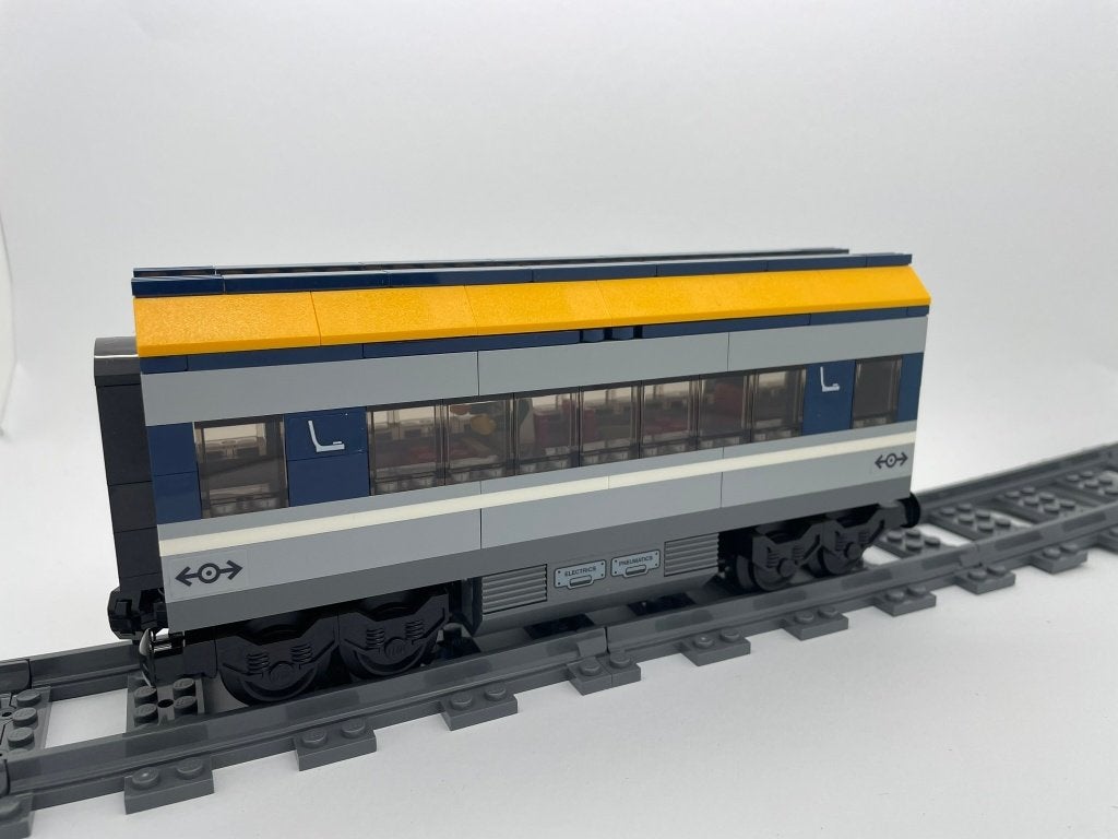 LEGO passagierswagon blauw-gele passagierstrein 60197, Overige thema's, Lego, Nieuw, Complete set