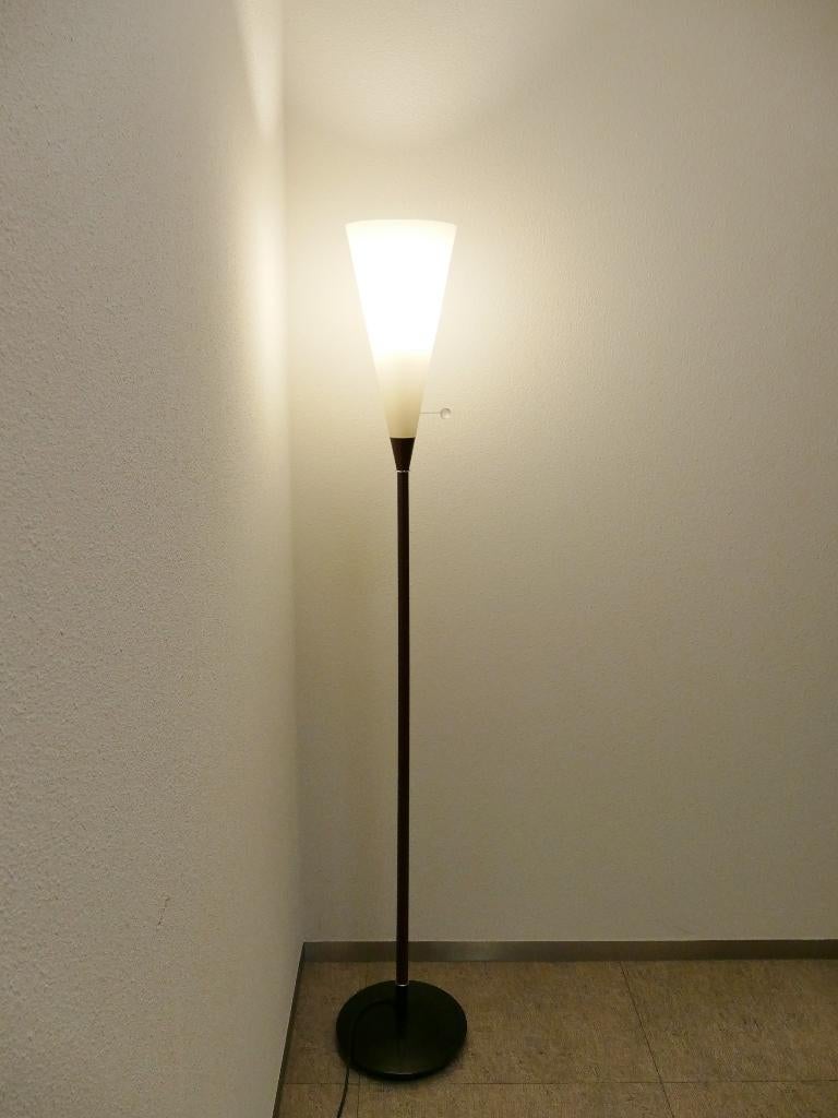 Vintage Design Vloerlamp Ambian - Frans van Nieuwenborg, Gebruikt, Ophalen of Verzenden, Minimalistisch. Modern. Design, Metaal