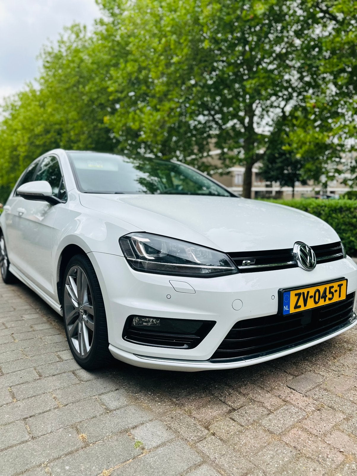 Volkswagen Golf 1.4 TSI 125pk 7-DSG 5D 2016 Wit, 125 pk, Zwart, 4 cilinders, Wit
