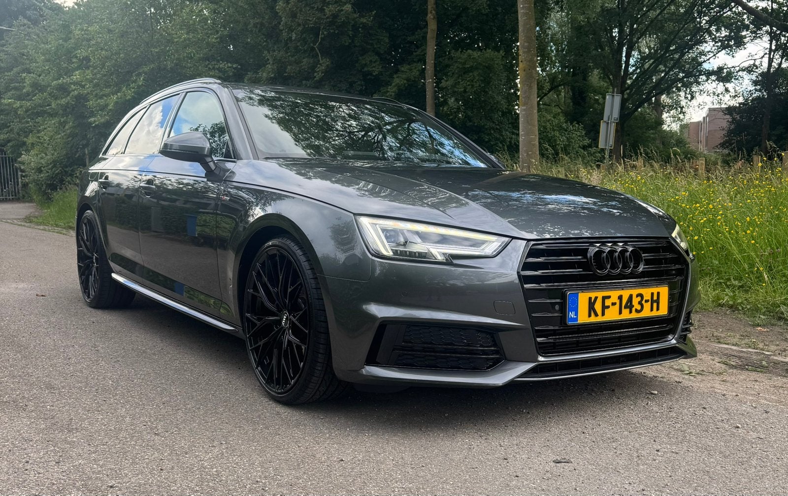 Audi A4 2.0 Tfsi 140KW AV S-t7 2016 Grijs S line btw auto, Auto's, 1984 cc, 1435 kg, Origineel Nederlands, 19 km/l