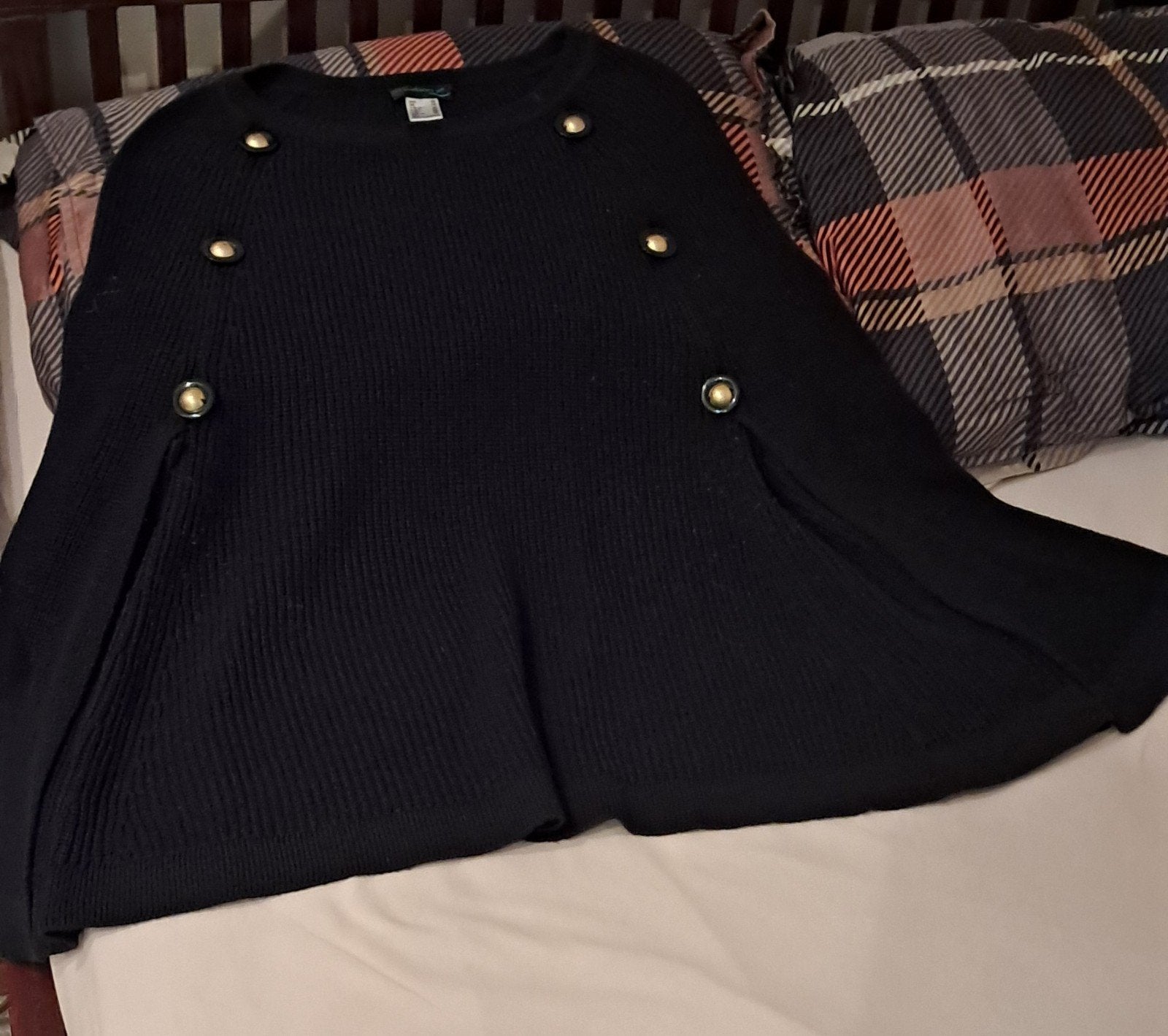 Donkerblauwe gebreide poncho met gouden knopen, Blauw, Maat 42/44 (L), Ophalen of Verzenden, Zo goed als nieuw