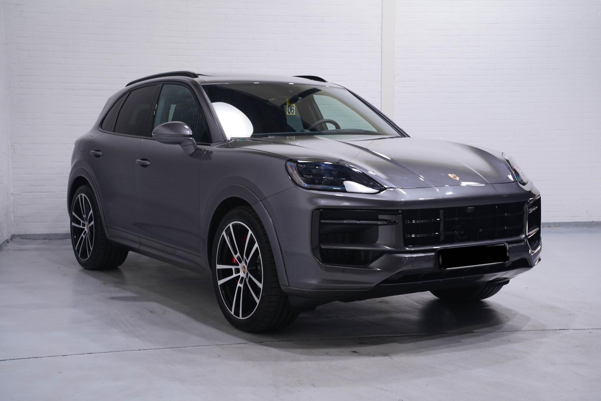 Porsche Cayenne 4.0 V8 S ex bpm. pano-dak soft-close sportui, Auto's, Cayenne, 4000 cc, Leder, Bedrijf