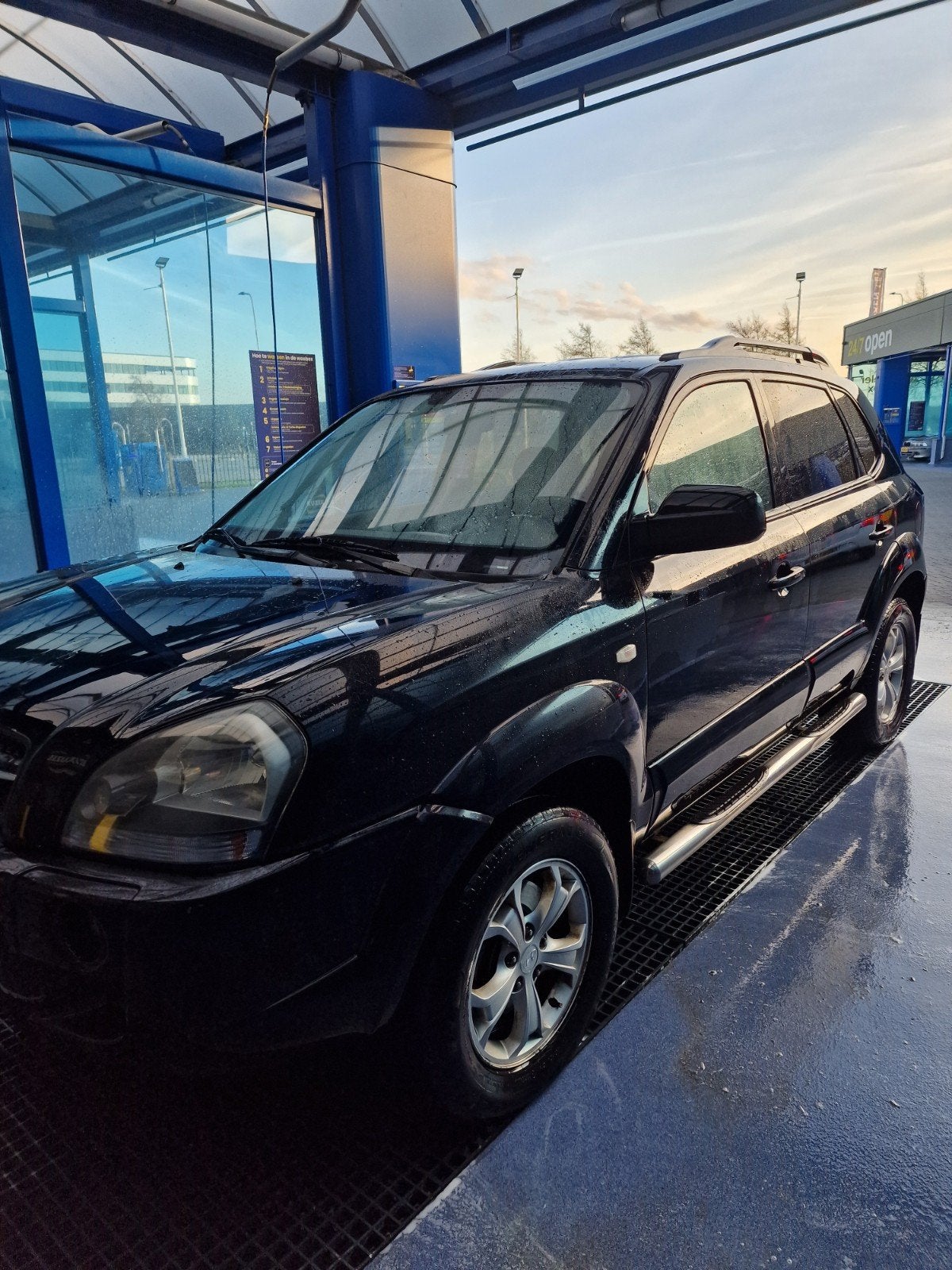 Hyundai Tucson 2.0 I 2WD 2009 Zwart, Doe-het-zelf en Verbouw, Motoren, Ophalen, Gebruikt, Benzinemotor