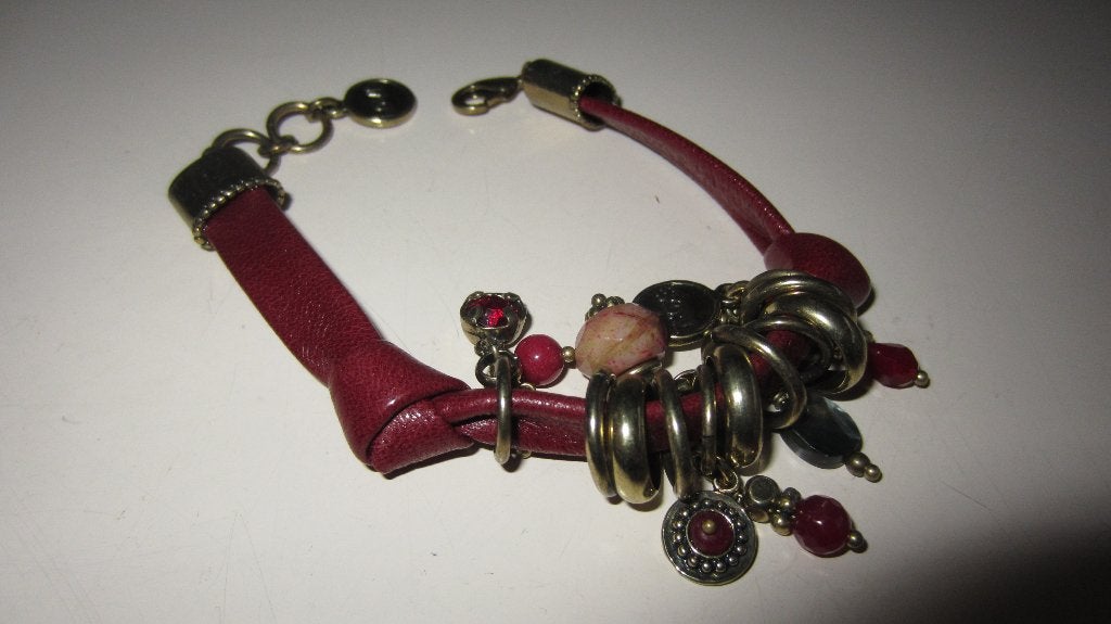 Exoal - armband - leer - edelsteentjes - bedels - Nieuw!@, Ophalen, Nieuw, Leer, Met bedels of kralen