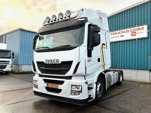 Iveco Stralis 440.42 /TP HIGH-WAY (EURO 6 / AUTOMATIC GEARBO, Auto's, Vrachtwagens, Automaat, Achterwielaandrijving, Euro 6, Wit