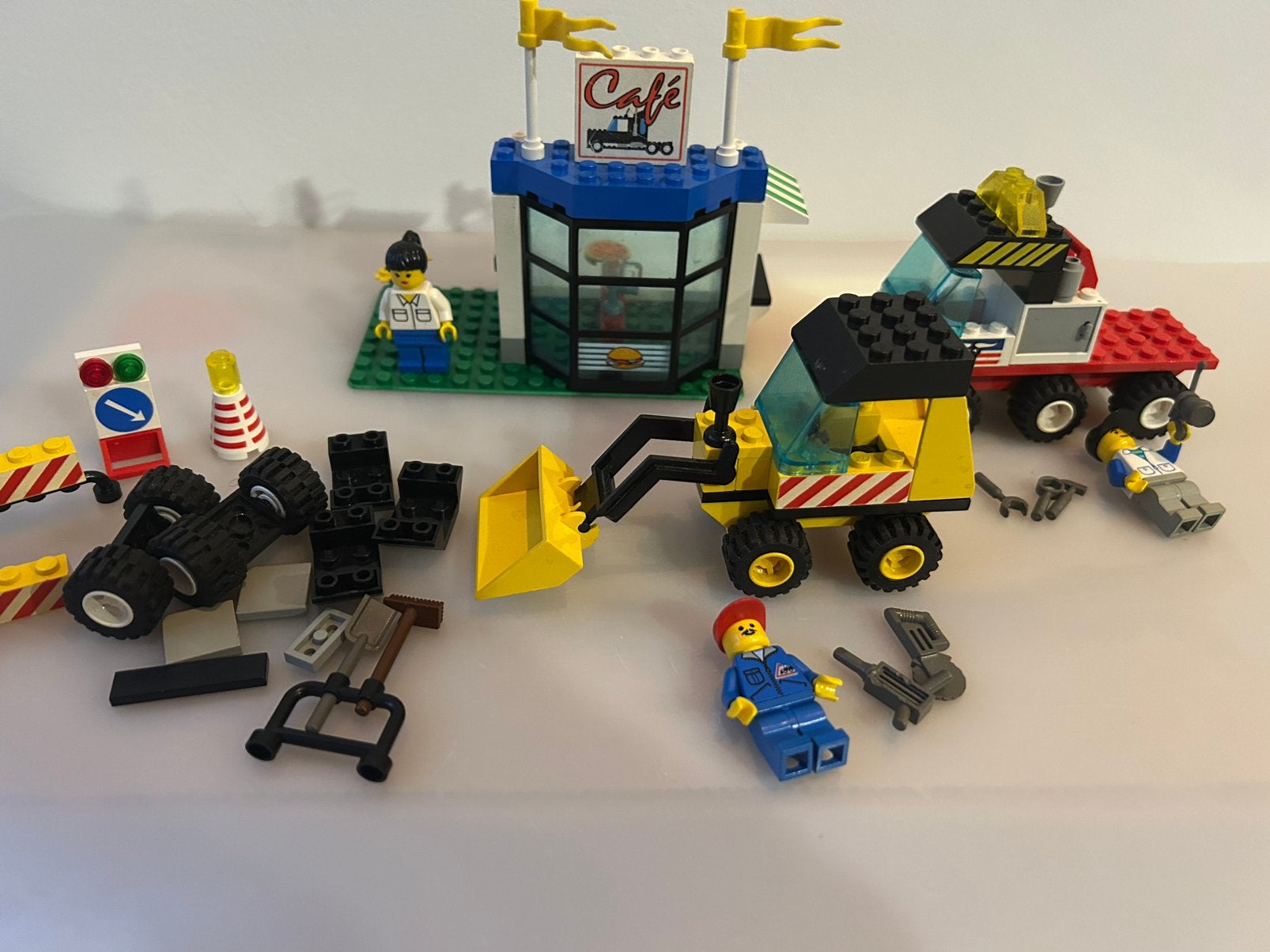 Lego 6329 Truck Stop Cafe; Niet compleet, Ophalen of Verzenden, Gebruikt, Lego