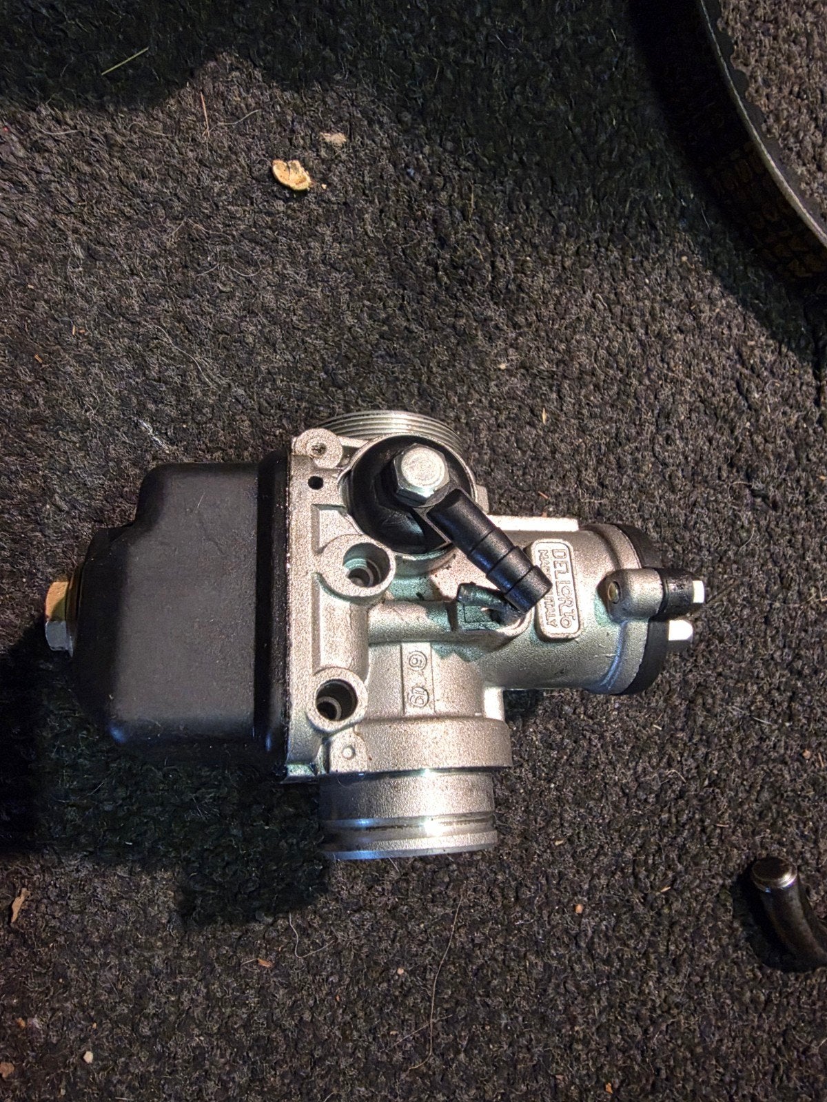 phbg 26mm carburateur dellorto nieuwstaat compleet, Motoren, Ophalen of Verzenden