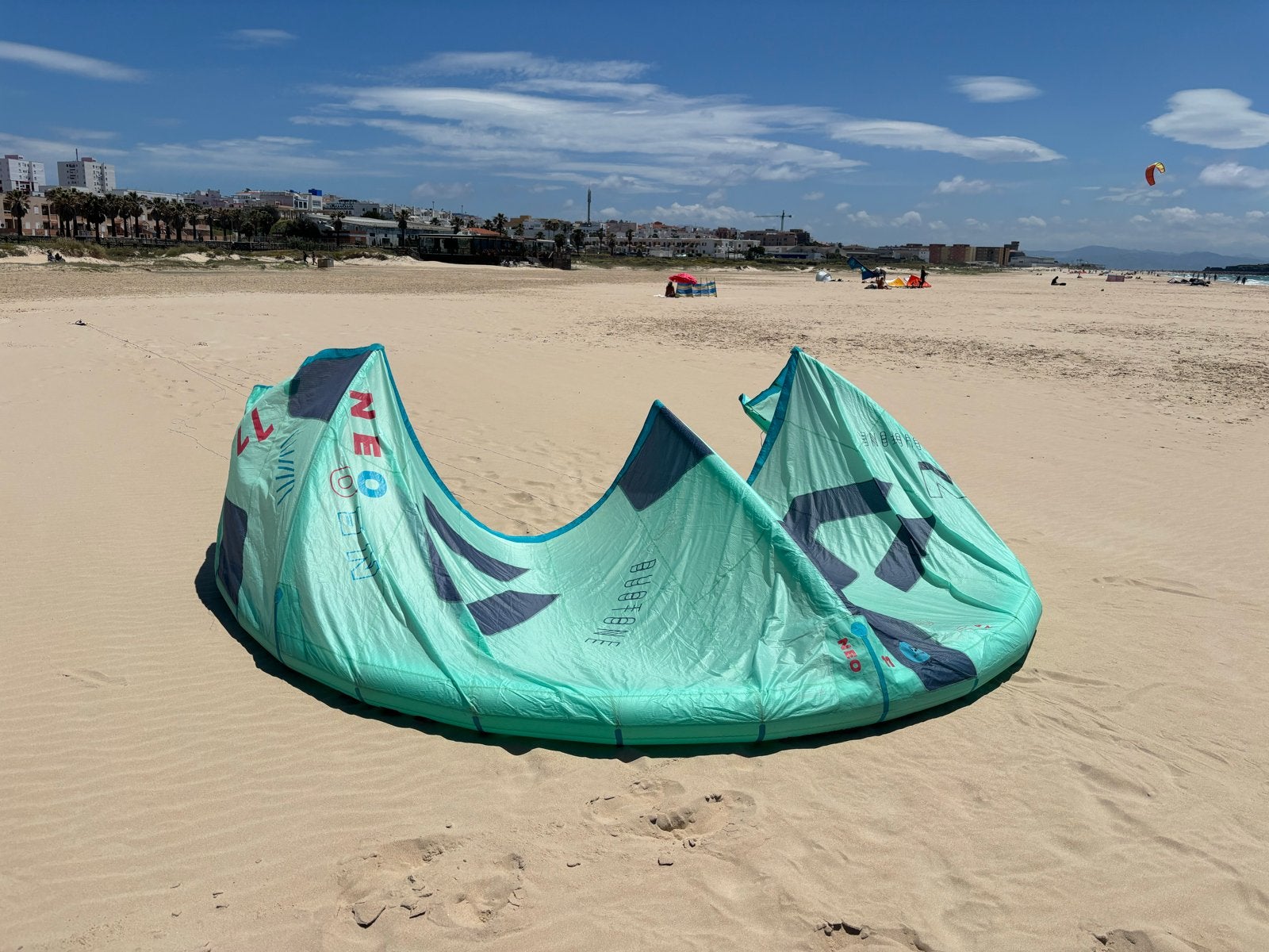 Duotone Neo Wavekite 11m 2023 - Perfect voor golven, Watersport en Boten, Kitesurfen, Ophalen, Geen board, 11 m², Zo goed als nieuw