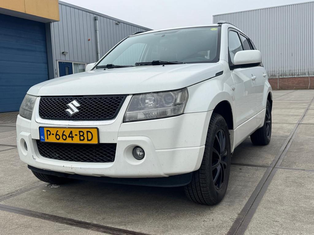 Suzuki Grand Vitara 2.0-16V Shogun AUTOMAAT, Automaat, 4 cilinders, Grand Vitara, Wit