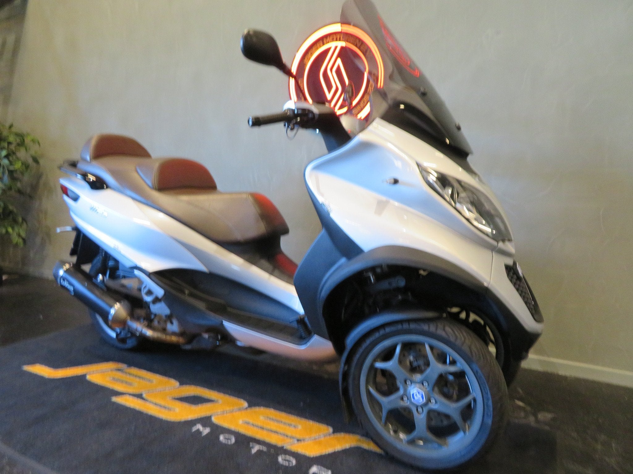 Piaggio MP3 500 LT LEO-VINCE!, Motoren, Scooter, 493 cc, 12 t/m 35 kW, Gebruikt