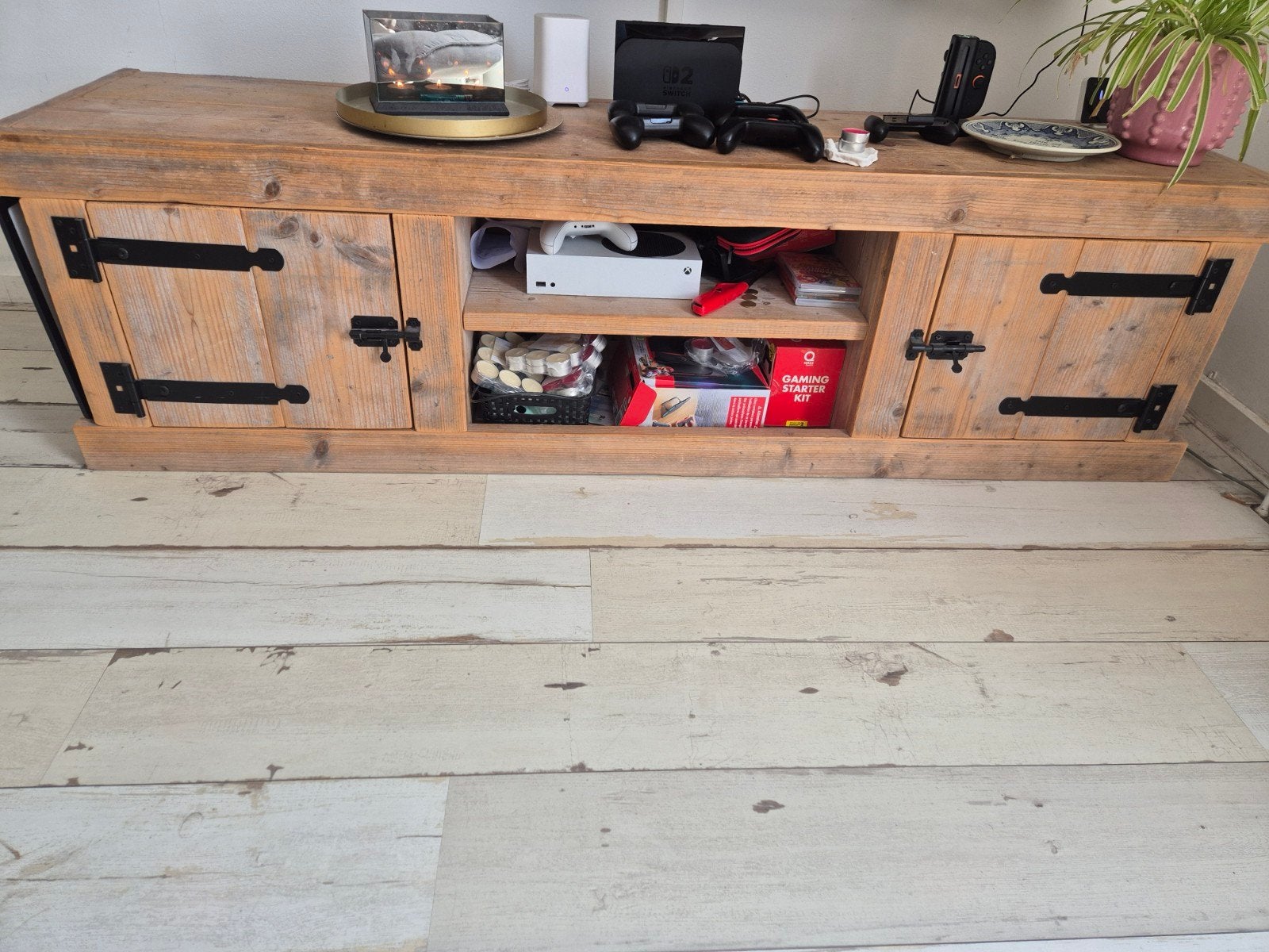 Robuust tv-meubel steigerhout met metalen accenten, Gebruikt, 100 tot 150 cm, Rustiek, Landelijk, Industrieel, Minder dan 100 cm