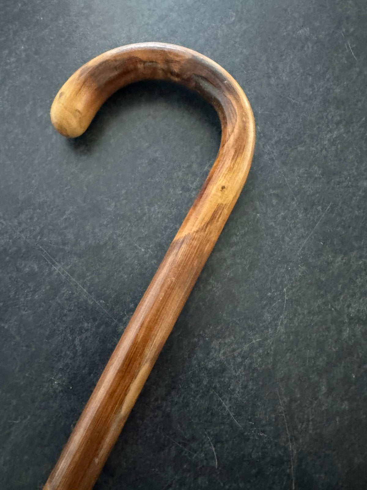 Oude wandelstok .. mooi hout, Diversen, Ophalen of Verzenden, Zo goed als nieuw