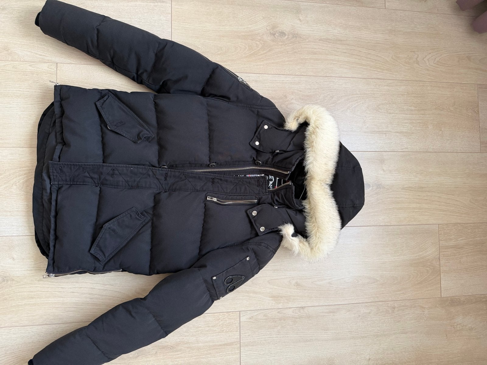 Moose Knuckles Winterjas Zwart - Maat M, Ophalen, Gedragen, Maat 48/50 (M), Zwart