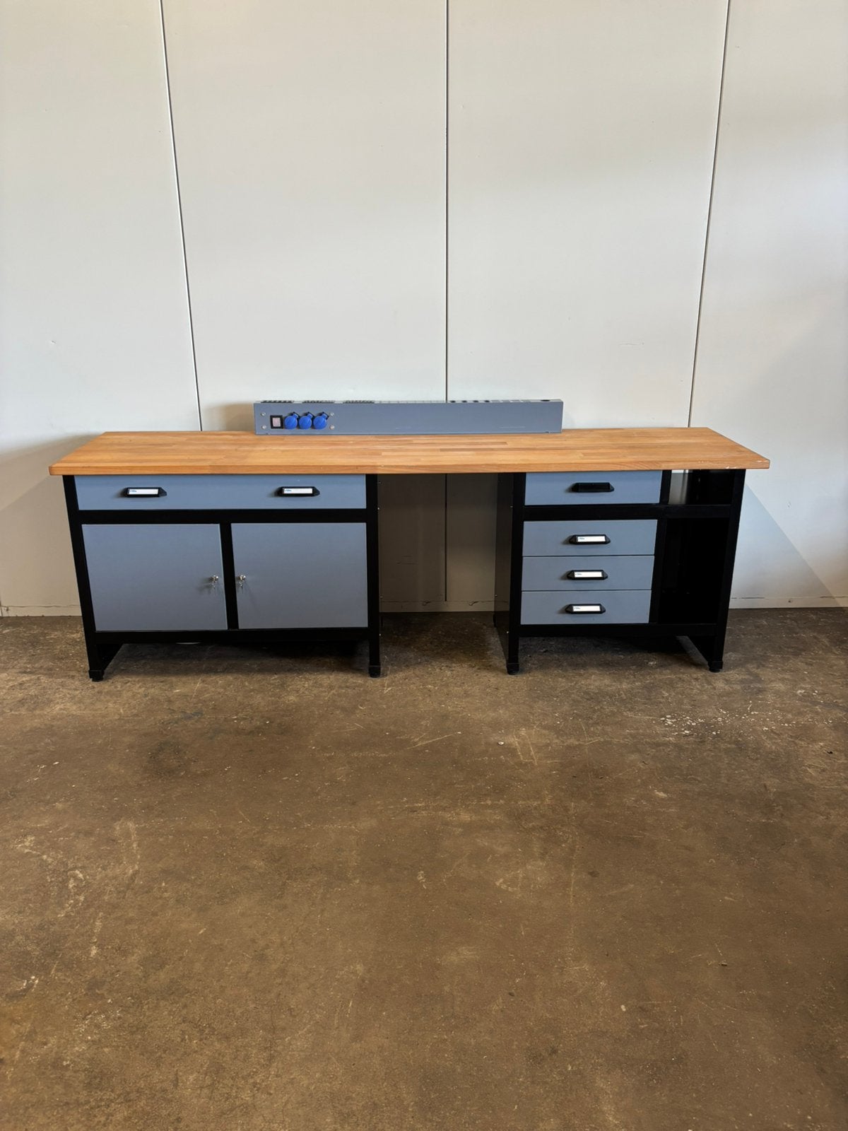 Kupper werkbank 240cm / werktafel / hobbytafel / inpaktafel, Ophalen, Gebruikt, ., 170 cm of meer