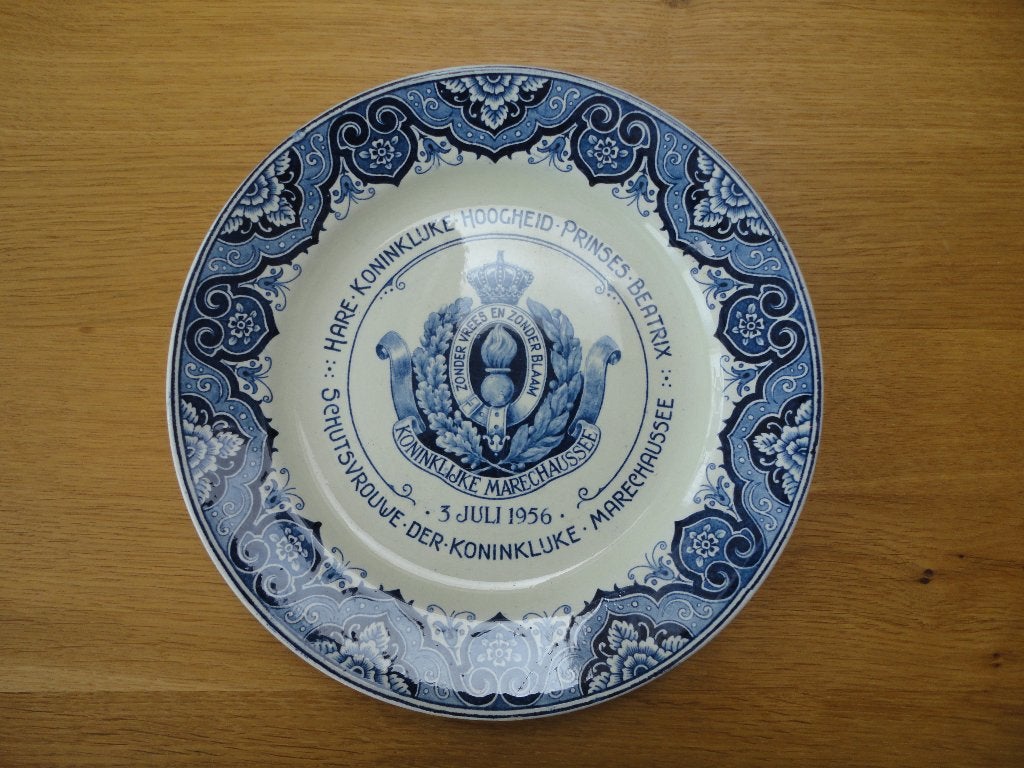 militair bord KMAR 3 juli 1956, Ophalen of Verzenden, Marechaussee, Nederland, Kunstobject