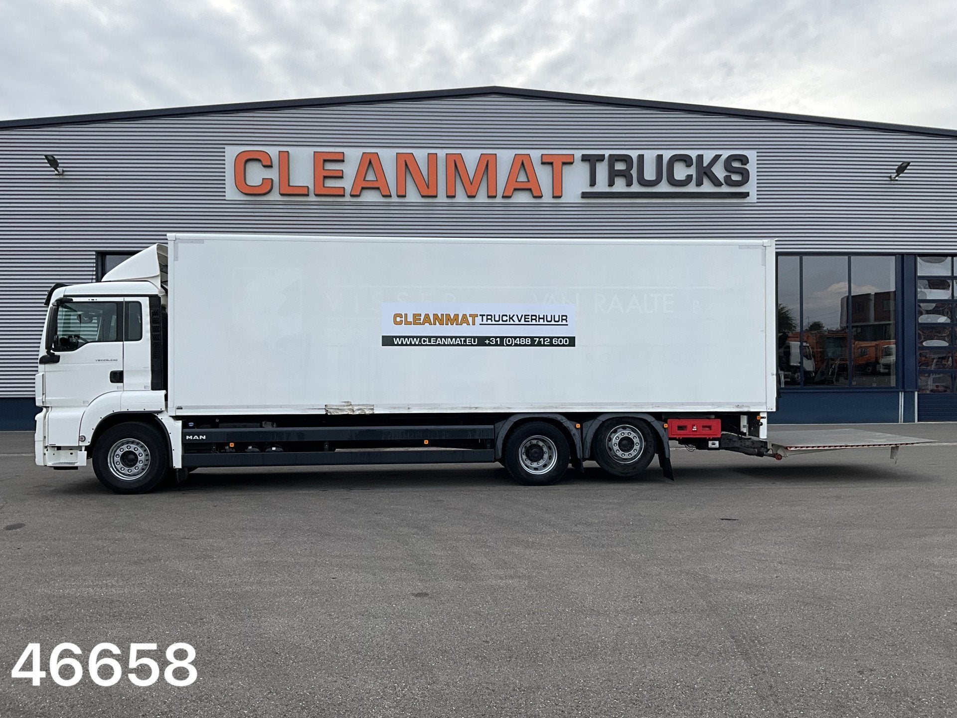 MAN TGS 26.330 6x2 met DHollandia laadklep (bj 2020), Auto's, Automaat, Euro 6, MAN, Origineel Nederlands