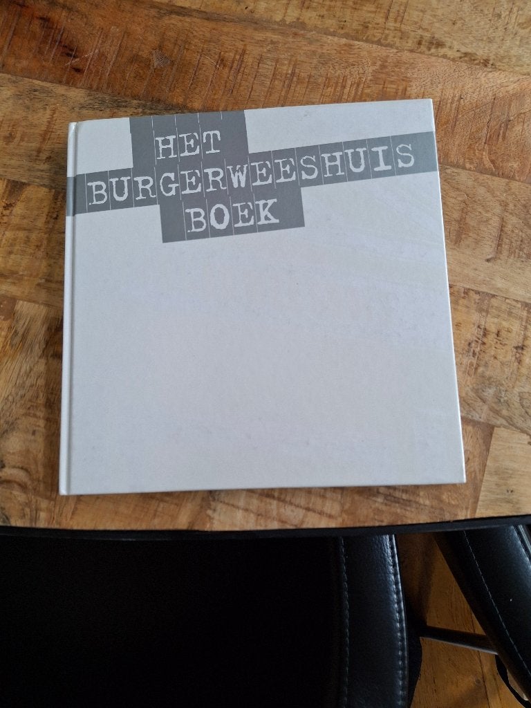 Het Burgerweeshuisboek / bekend als het Deventer poppodium, Boeken, Geschiedenis | Stad en Regio, Ophalen, Zo goed als nieuw