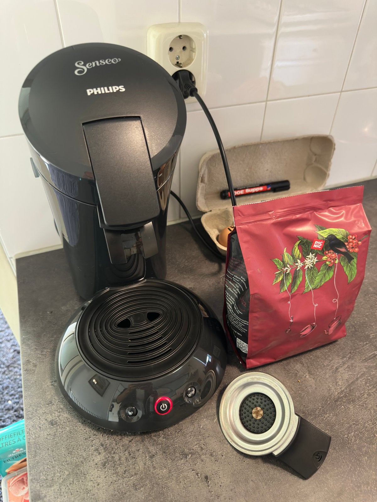 Senseo + koffiepads, Ophalen, Zo goed als nieuw, Koffiemachine