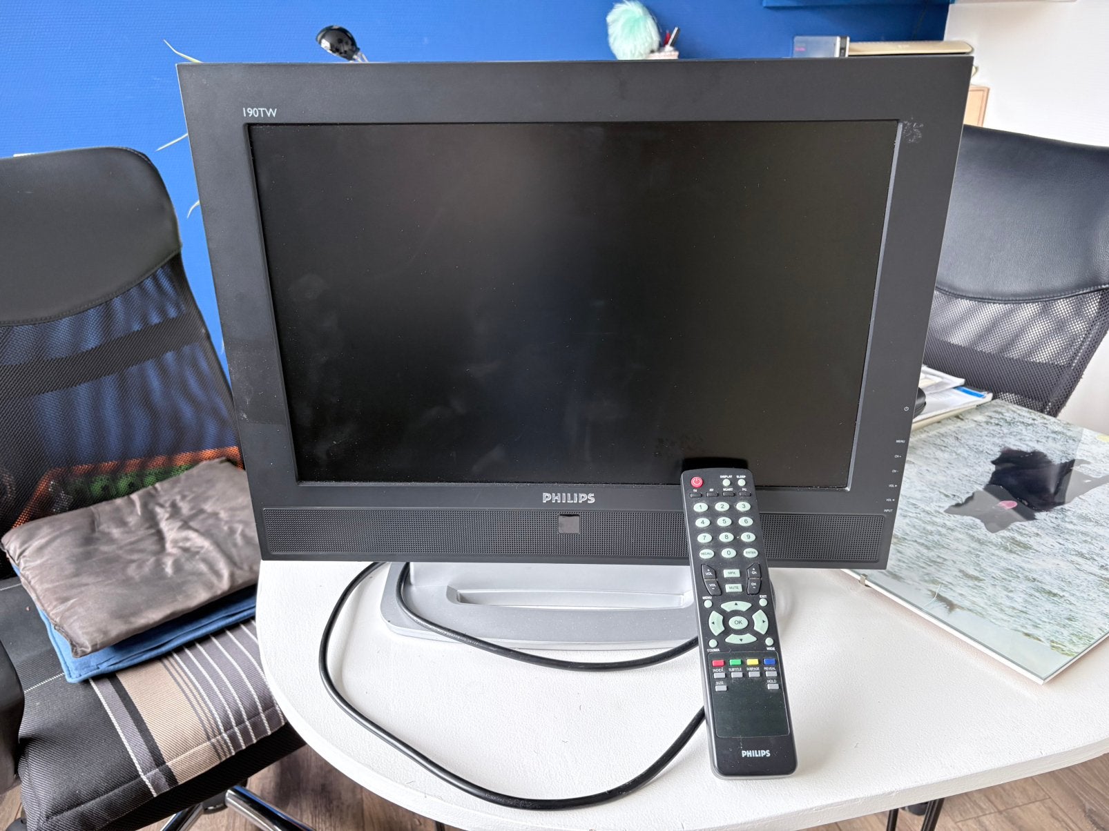 Kleine Philips tv, Ophalen, Philips, 50 Hz, Gebruikt