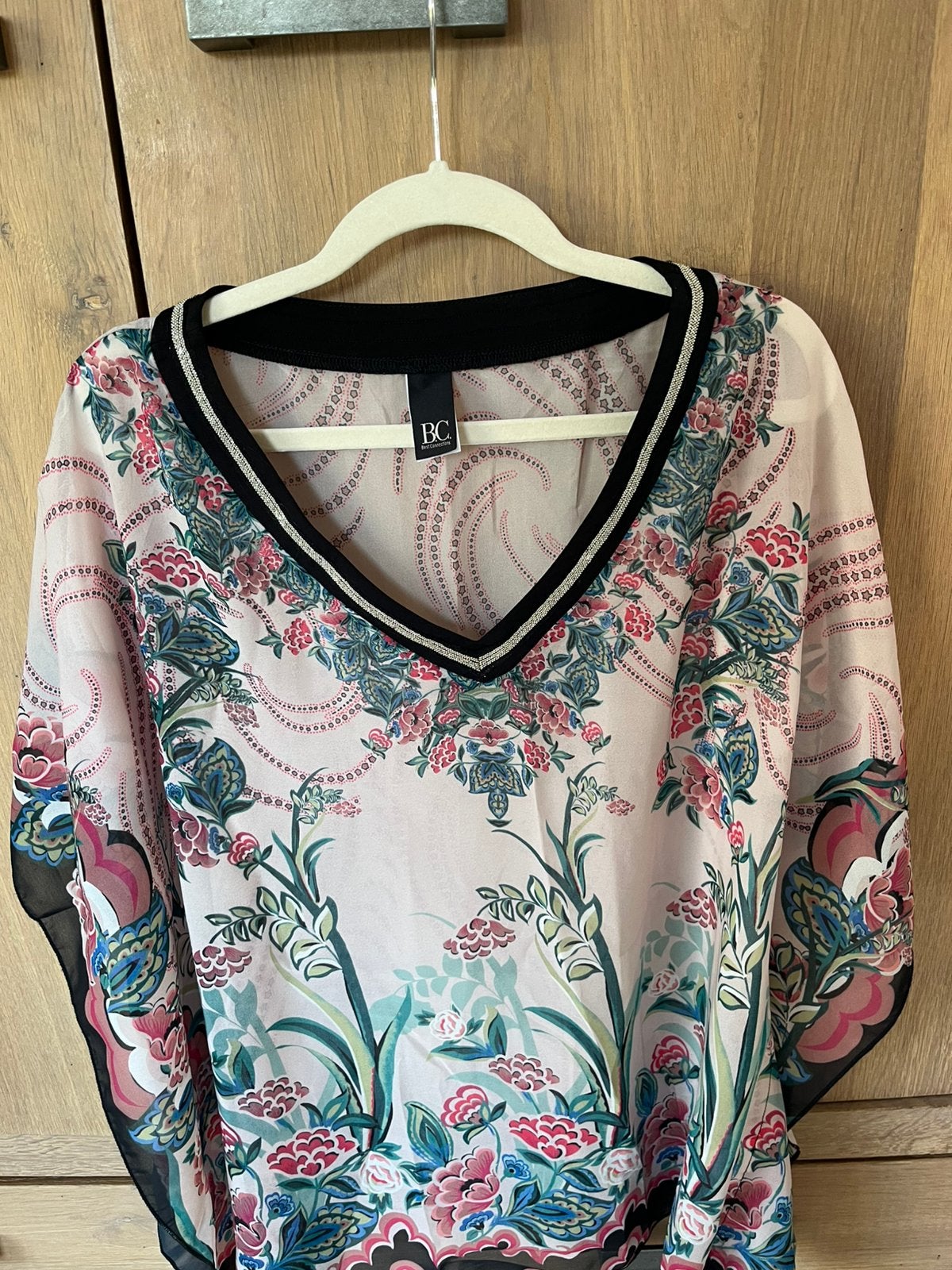 BC blouse, Ophalen of Verzenden, Zo goed als nieuw, Maat 38/40 (M)