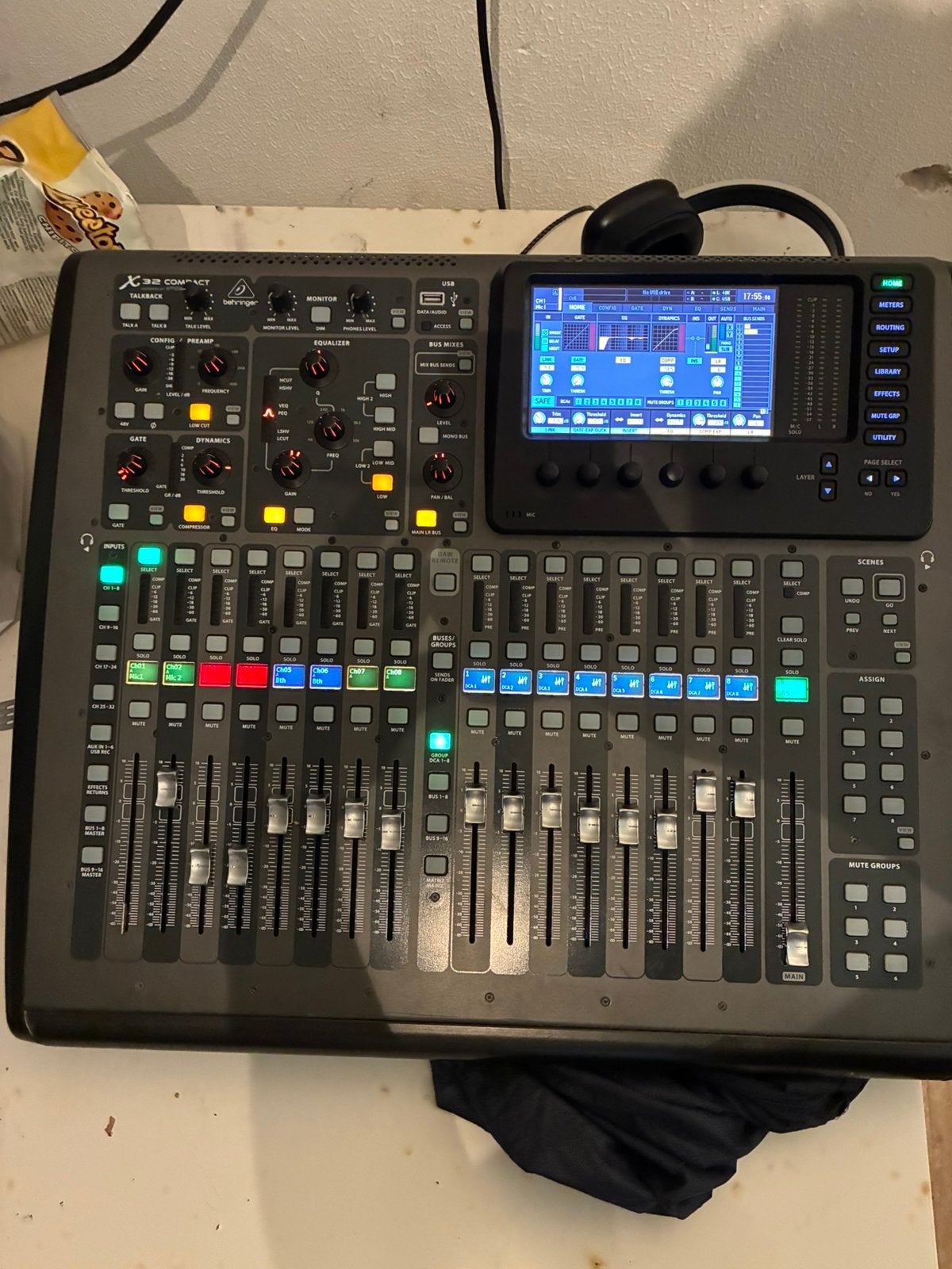 Behringer 32X, Muziek en Instrumenten, Ophalen of Verzenden, Zo goed als nieuw