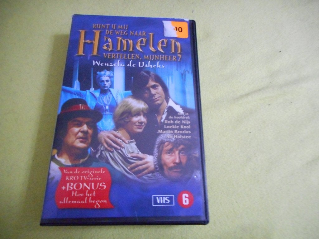 KUNT U MIJ DE WEG NAAR HAMELEN VERTELLEN MENEER! Op VIDEO!, Verzenden, Alle leeftijden, Zo goed als nieuw, VHS