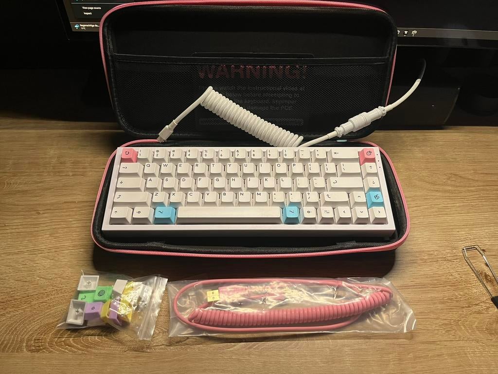 NK65 Milkshake special edition | custom keyboard, Computers en Software, Toetsenborden, Ophalen of Verzenden