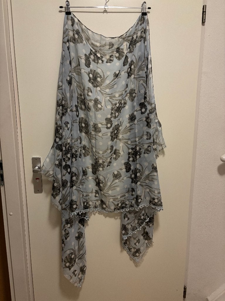 Romano lichtblauw grijze sjaal, Romano, Maat 46/48 (XL) of groter, Ophalen of Verzenden, Zo goed als nieuw