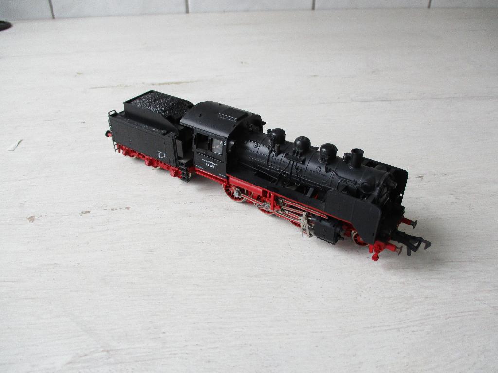 Fleischmann Stoomlok BR 24 074 no 4140, Ophalen, Fleischmann, Zo goed als nieuw, Analoog