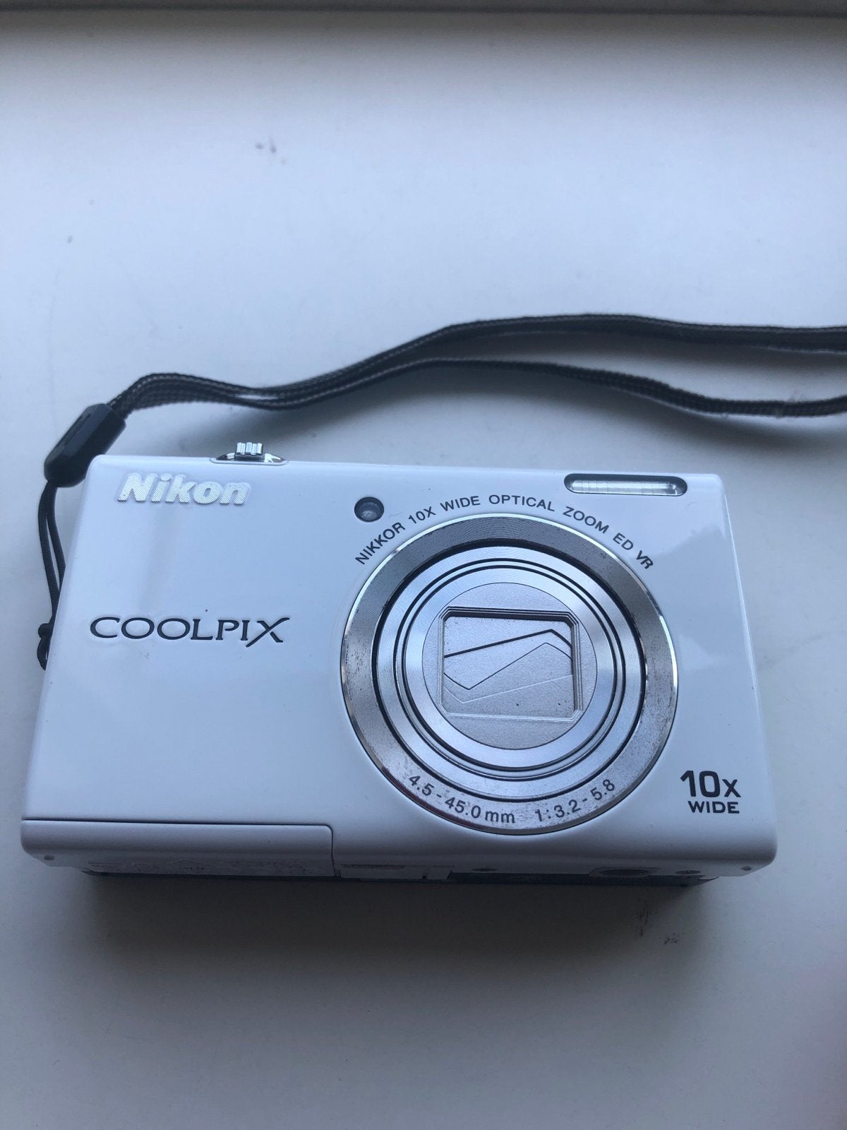 Nikon Coolpix S6200 Compactcamera - Wit, 10x optische zoom, Audio, Tv en Foto, Ingebouwde flitser, Gebruikt, Ophalen of Verzenden