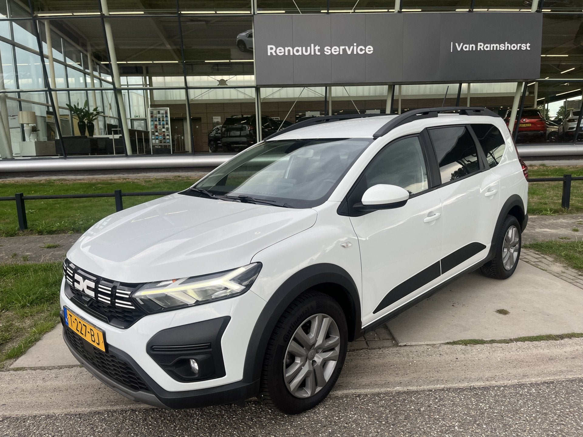 Dacia Jogger 1.0 TCe 100 Expression / LPG-G3 / Dealer onderh, Auto's, Voorwielaandrijving, Stof, Wit, Origineel Nederlands