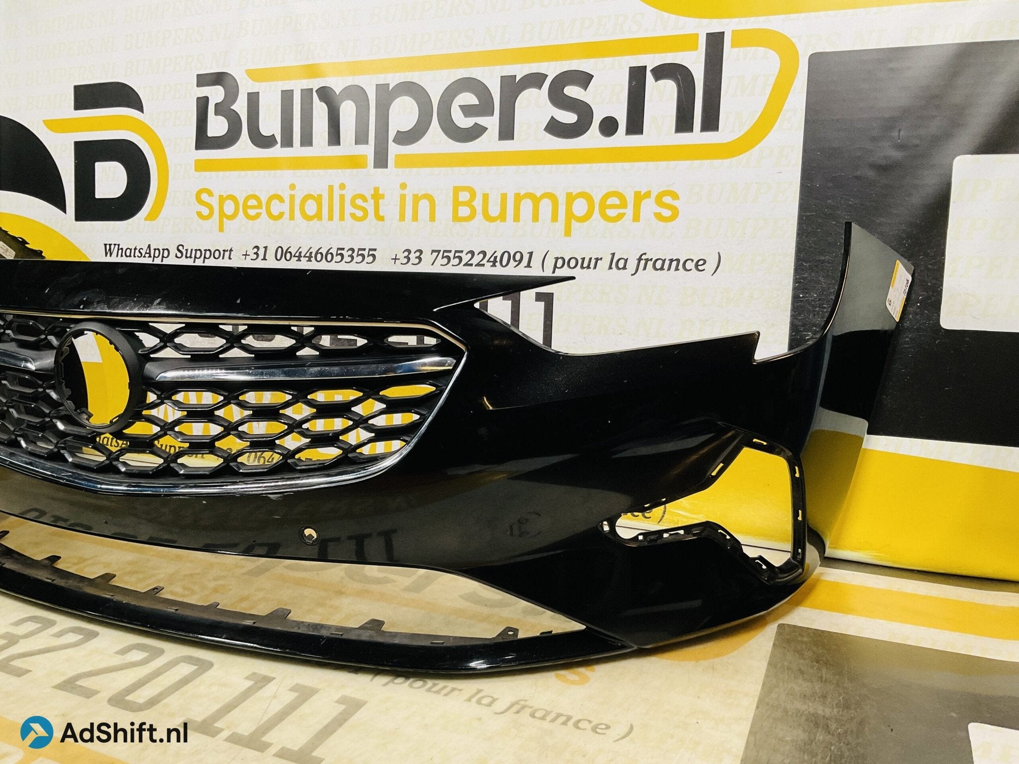 BUMPER Opel Insignia Facelift 4xpdc VOORBUMPER 2-i6-10106z, Auto-onderdelen, Bumper