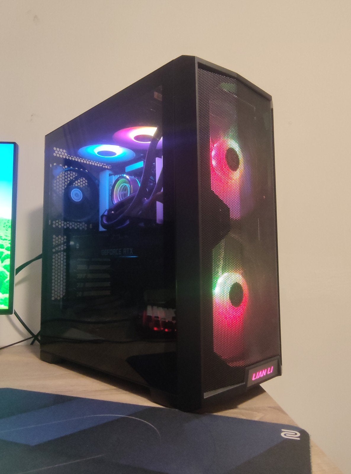 Gaming PC - Ryzen 7 9800X3D, RTX 3080, 32GB RAM, Ophalen, AMD Ryzen 7 9800X3D, 32 GB, Custom Build