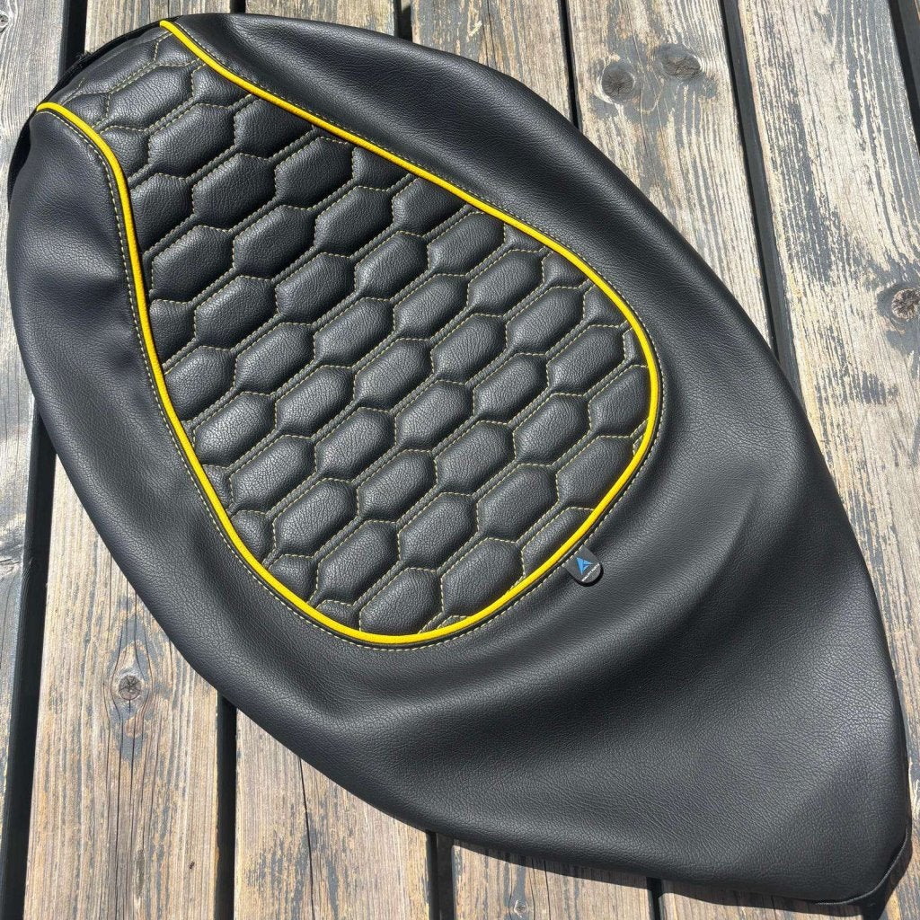 UITVERKOOP! Zadelhoes / buddydek Piaggio Zip audi rs geel, Info@jynkx.com, Nieuw, Ophalen of Verzenden, Piazza 99