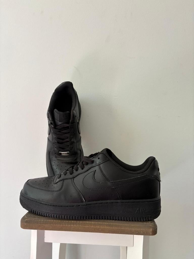Zwarte Nike Air Force 1, Nike air max, Zwart, Ophalen of Verzenden, Sneakers of Gympen